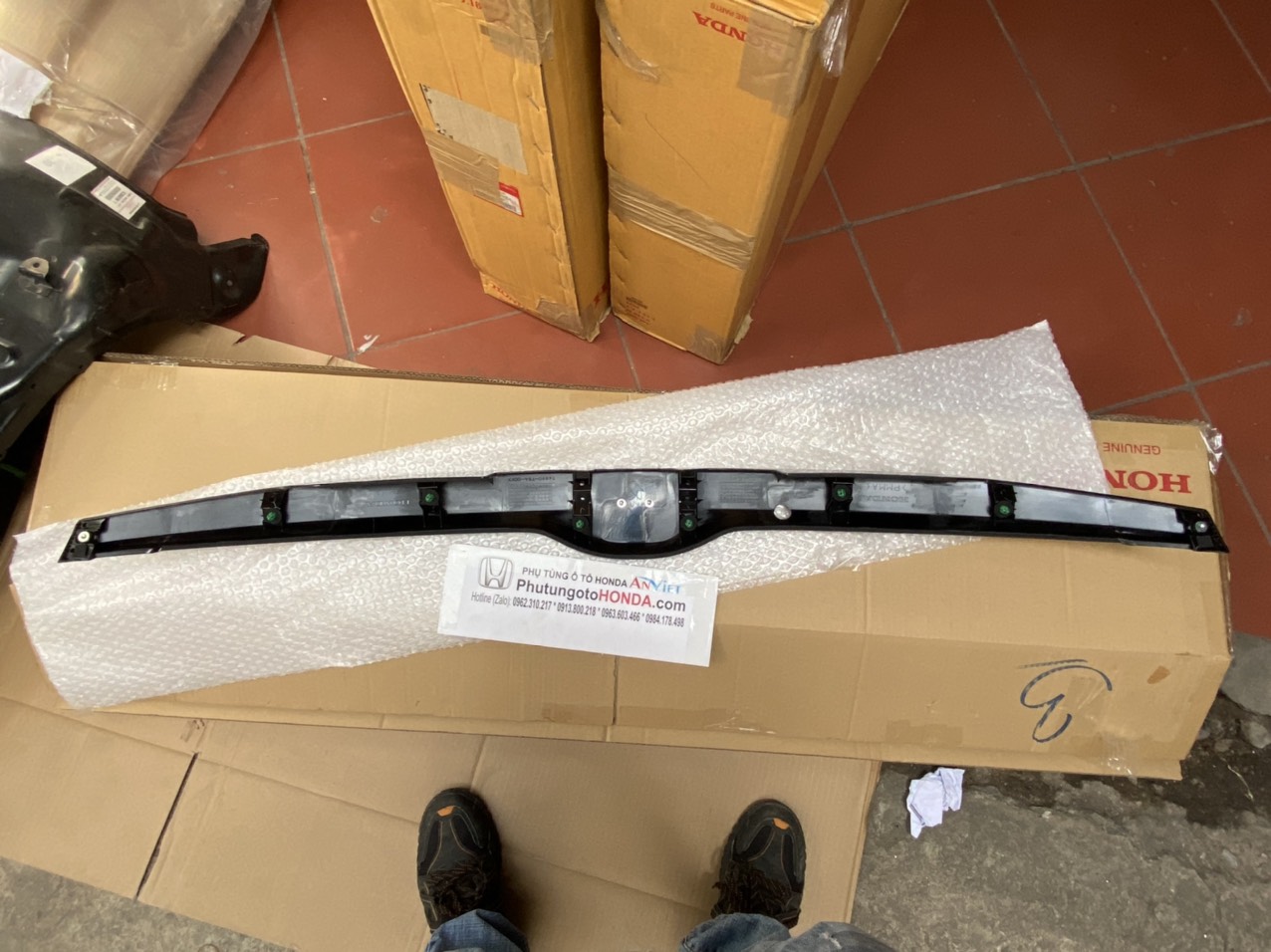 Ốp đèn soi biển số xe Honda JAZZ